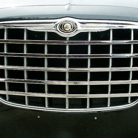 QAA SG45760 – Stainless Steel Grille Accent 5-Piece – Fits 2005-2005 Chrysler 300